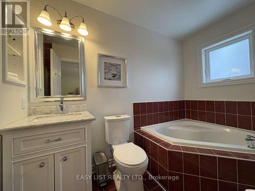 15 Coolspring Crescent, Caledon, ON - Indoor Photo Showing Bathroom