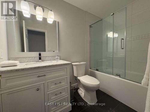 15 Coolspring Crescent, Caledon, ON - Indoor Photo Showing Bathroom