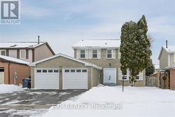 44 NEWCASTLE CRESCENT  Brampton, ON L6S 3Y8