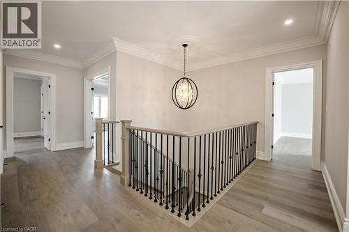 31 Bayside Court, Burlington, ON - Indoor Photo Showing Other Room