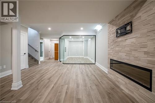 31 Bayside Court, Burlington, ON - Indoor With Fireplace