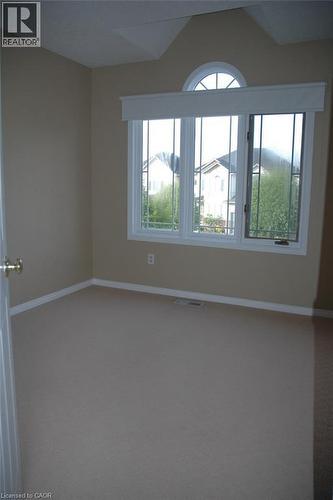 157 Shadow Wood Court, Waterloo, ON - Indoor Photo Showing Other Room