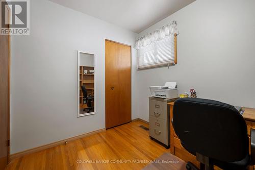 401 Mohawk Road W, Hamilton, ON - Indoor Photo Showing Office