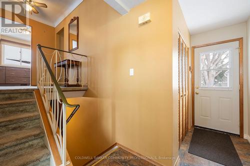 401 Mohawk Road W, Hamilton, ON - Indoor Photo Showing Other Room