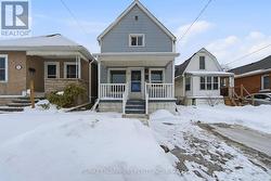 14 NEWLANDS AVENUE  Hamilton, ON L8H 2T5