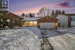 38 LAPOINTE BOULEVARD  Russell, ON K0A 1W0