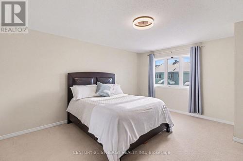 322 Selene Way, Ottawa, ON - Indoor Photo Showing Bedroom