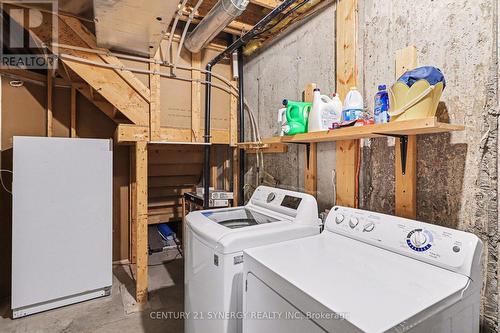 322 Selene Way, Ottawa, ON - Indoor Photo Showing Laundry Room