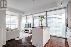 4810 - 12 YORK STREET  Toronto, ON M5J 0A9