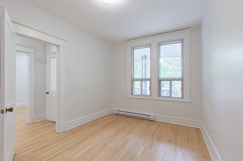 Bedroom - 5968 Rue D'Aragon, Montréal (Le Sud-Ouest), QC - Indoor Photo Showing Other Room