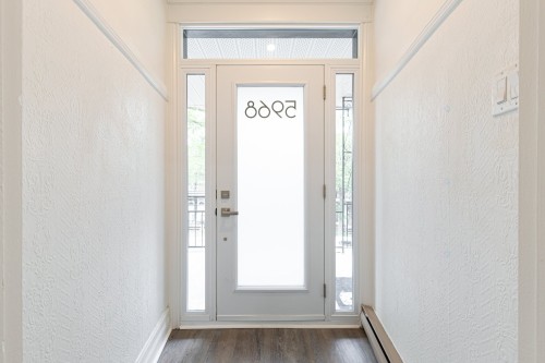 Mud Room - 5968 Rue D'Aragon, Montréal (Le Sud-Ouest), QC - Indoor Photo Showing Other Room