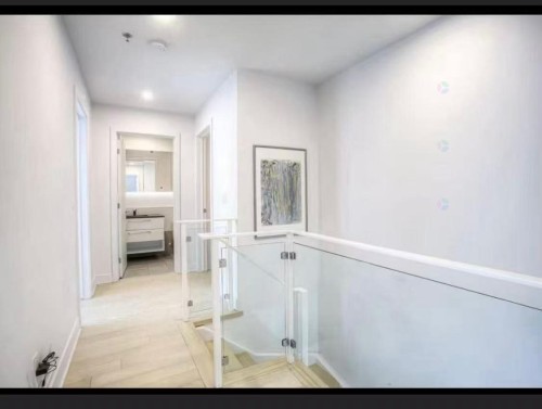 Corridor - 314-2020 Boul. René-Lévesque O., Montréal (Ville-Marie), QC - Indoor Photo Showing Other Room