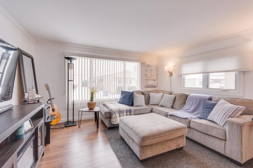Salon - 27 7E Avenue O., Gatineau (Gatineau), QC - Indoor Photo Showing Living Room