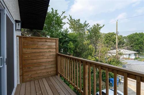 225 Rutland St, Winnipeg, MB 