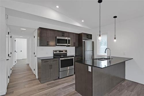 225 Rutland St, Winnipeg, MB 