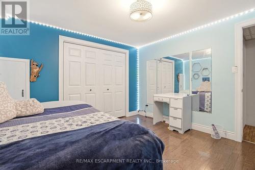 41 John Martin Crescent, Hamilton, ON - Indoor Photo Showing Bedroom