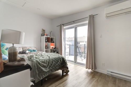 Chambre à coucher - 775 Rue St-Isidore, Saint-Lin/Laurentides, QC - Indoor Photo Showing Bedroom
