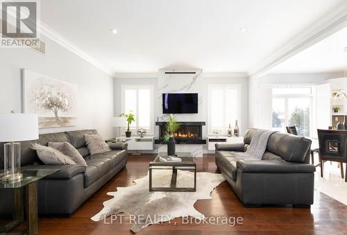 66 STONESTHROW CRESCENT  Uxbridge, ON L0C 1A0