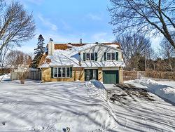 22 Rue Sutton  Kirkland, QC H9J 2T1