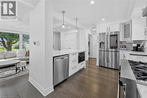 62 Berko Avenue, Hamilton, ON - Indoor Photo Showing Kitchen With Upgraded Kitchen