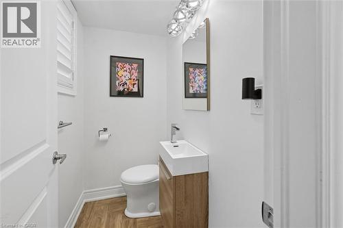 62 Berko Avenue, Hamilton, ON - Indoor Photo Showing Bathroom