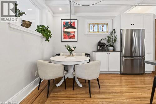 108 Rosslyn Avenue S, Hamilton, ON - Indoor Photo Showing Dining Room