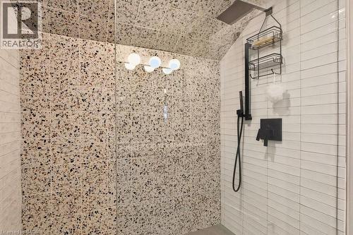 108 Rosslyn Avenue S, Hamilton, ON - 