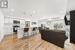 UNIT 2 - 41 PUMPKIN CORNER CRESCENT  Barrie, ON L9J 0T7