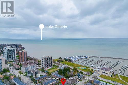 47 Nelson Street, Oakville, ON 