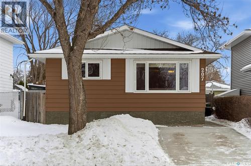 207 Paynter Crescent, Regina, SK - Outdoor