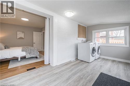 Laundry room with washing machine and dryer - 426 Highland Road E Unit# A, Kitchener, ON - Indoor Photo Showing Laundry Room