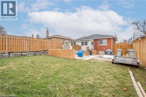 Rear view of house - 426 Highland Road E Unit# A, Kitchener, ON - Outdoor