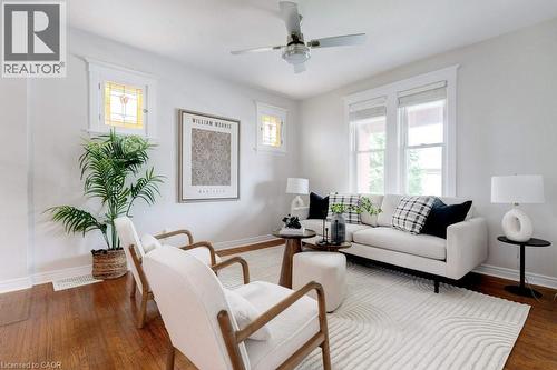 550 Hughson Street N, Hamilton, ON - Indoor Photo Showing Living Room