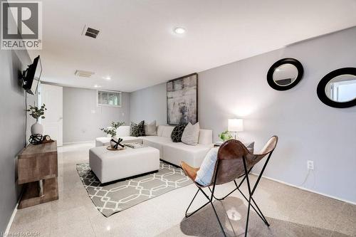 550 Hughson Street N, Hamilton, ON - Indoor