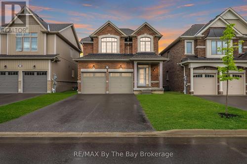 97 TRACEY LANE  Collingwood, ON L9Y 3Z6