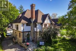 1069 4TH AVENUE W  Owen Sound, ON N4K 4W1