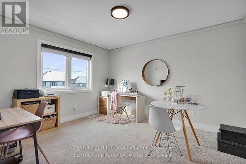 1741 Upper West Avenue, London South (South B), ON - Indoor Photo Showing Office