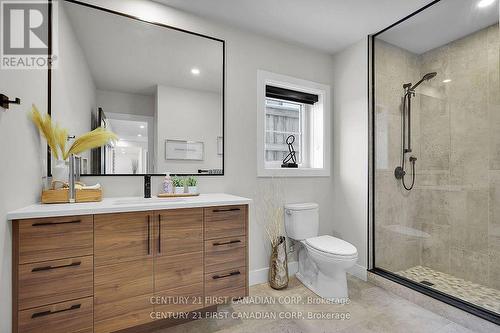 1741 Upper West Avenue, London South (South B), ON - Indoor Photo Showing Bathroom