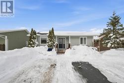 60 Burry Port Street  St. John's, NL A1A 5Y2