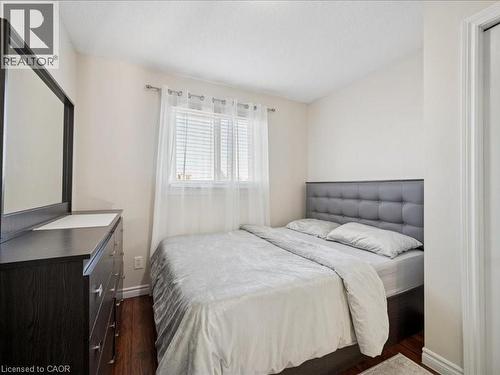 82 Ralgreen Crescent, Kitchener, ON 