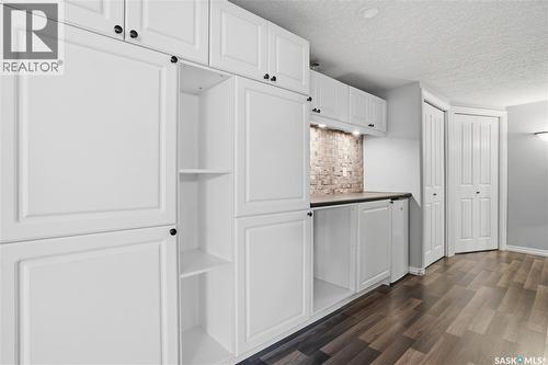 39 Peart Crescent, Regina, SK - Indoor