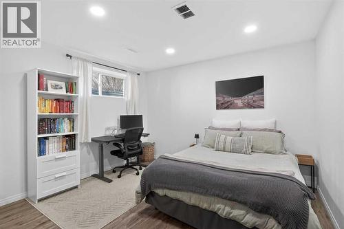 61 Auburn Meadows View Se, Calgary, AB - Indoor Photo Showing Bedroom