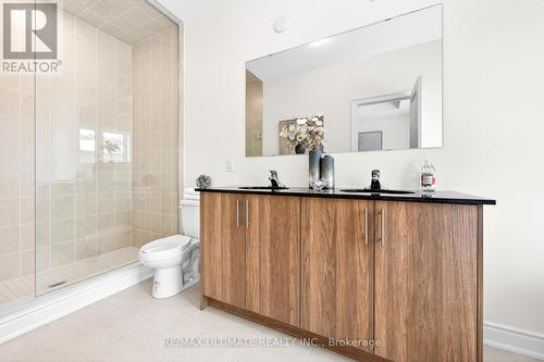 16 Singhampton Road, Vaughan, ON - Indoor Photo Showing Bathroom
