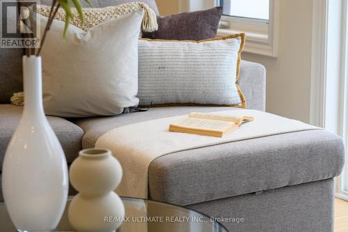 16 Singhampton Road, Vaughan, ON - Indoor Photo Showing Other Room