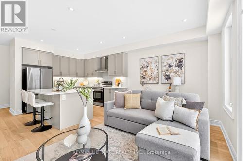 16 Singhampton Road, Vaughan, ON - Indoor