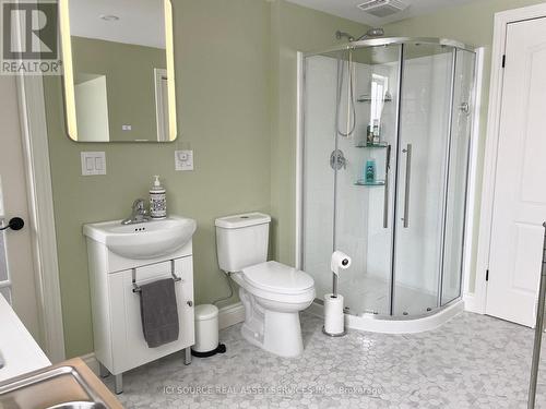 4113 Aberdeen Road, Lincoln, ON - Indoor Photo Showing Bathroom