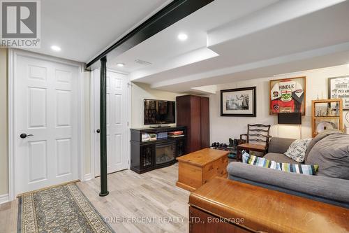 960 Gladstone Avenue, Ottawa, ON - Indoor Photo Showing Other Room