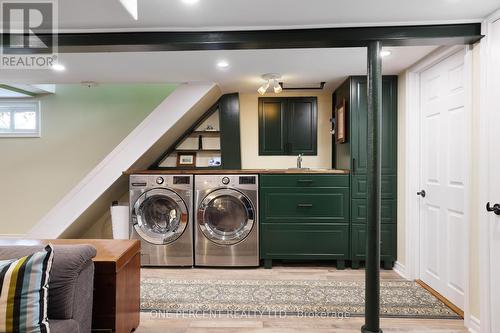 960 Gladstone Avenue, Ottawa, ON - Indoor Photo Showing Laundry Room