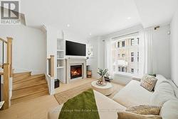 56 - 30 LUNAR CRESCENT  Mississauga, ON L5M 2R5