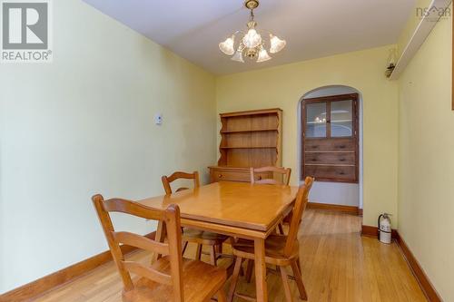 24 Penhorn Drive, Dartmouth, NS - Indoor Photo Showing Dining Room